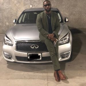 Meet your Posher, Derrick